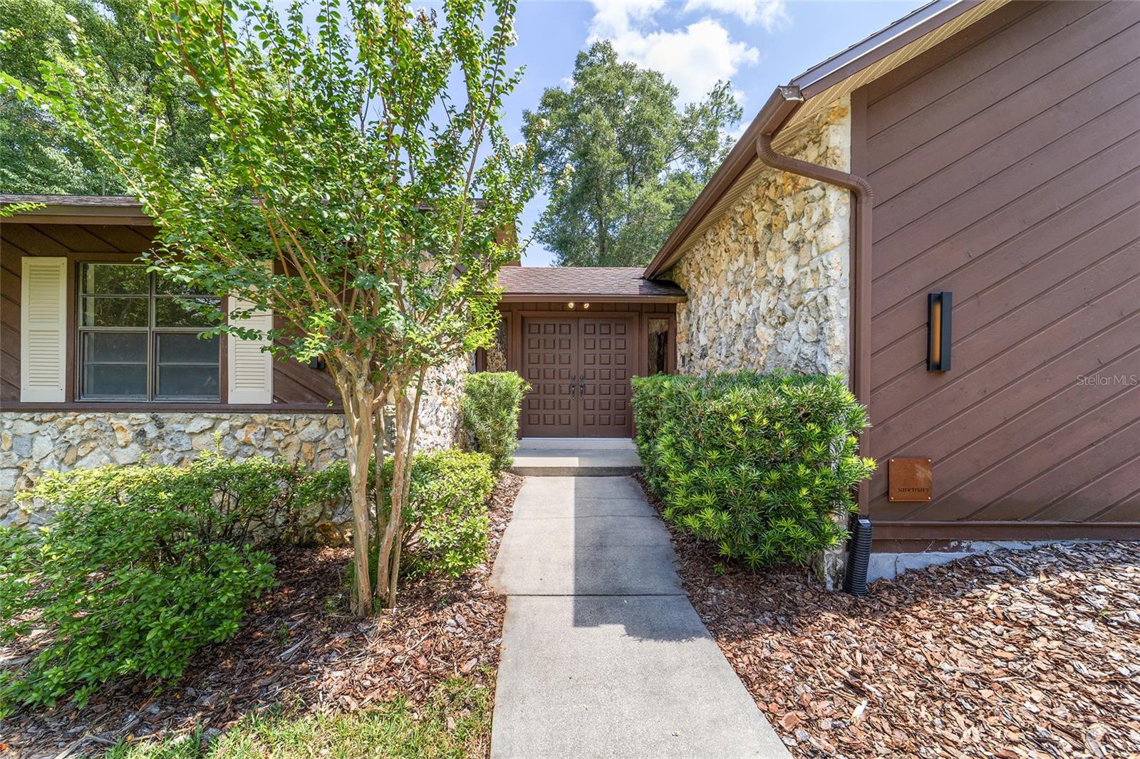 Image 10 of 92 For 165 55th Avenue