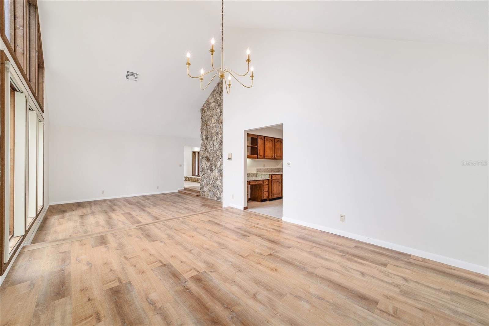 Image 36 of 92 For 165 55th Avenue