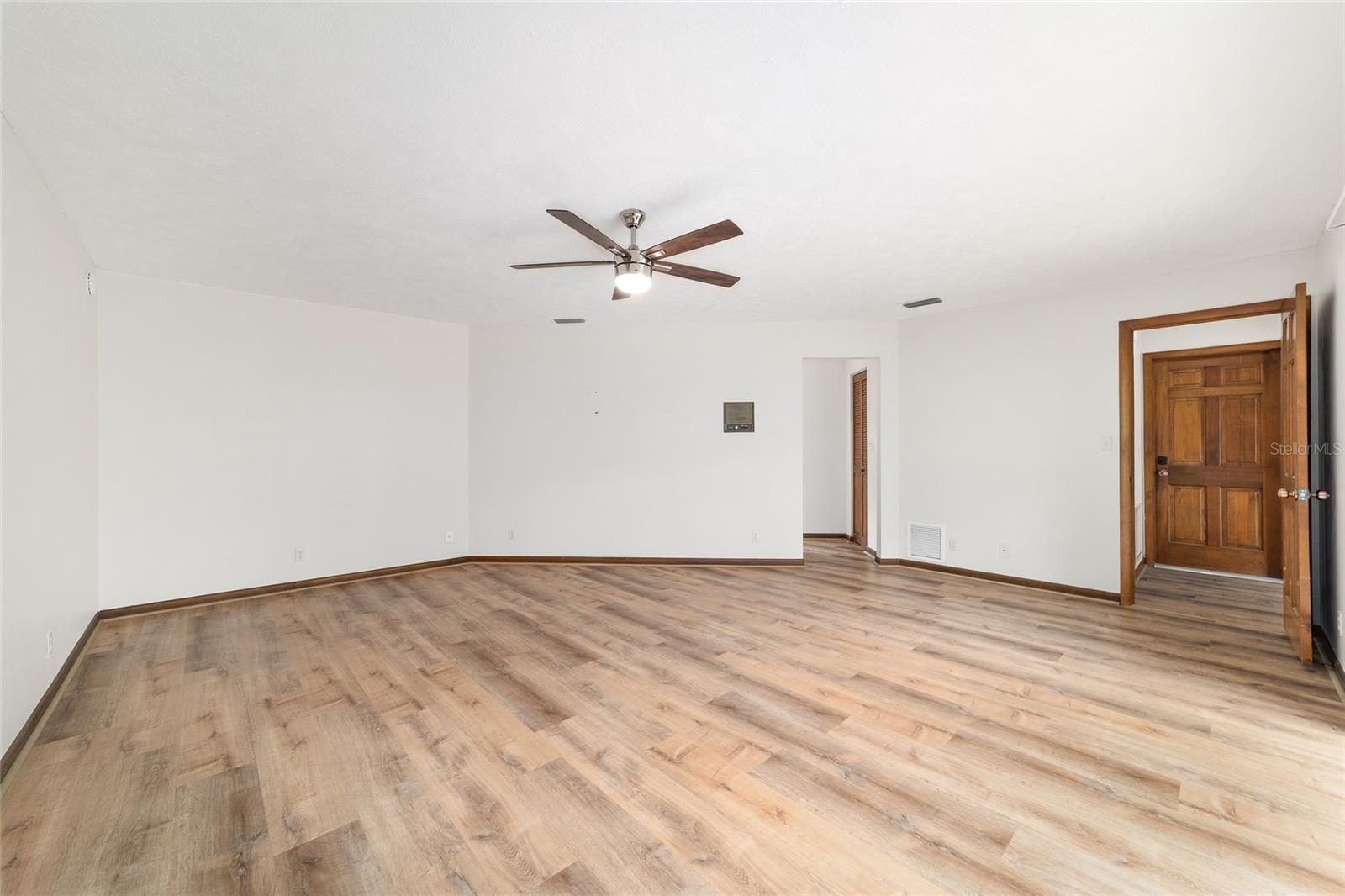 Image 49 of 92 For 165 55th Avenue