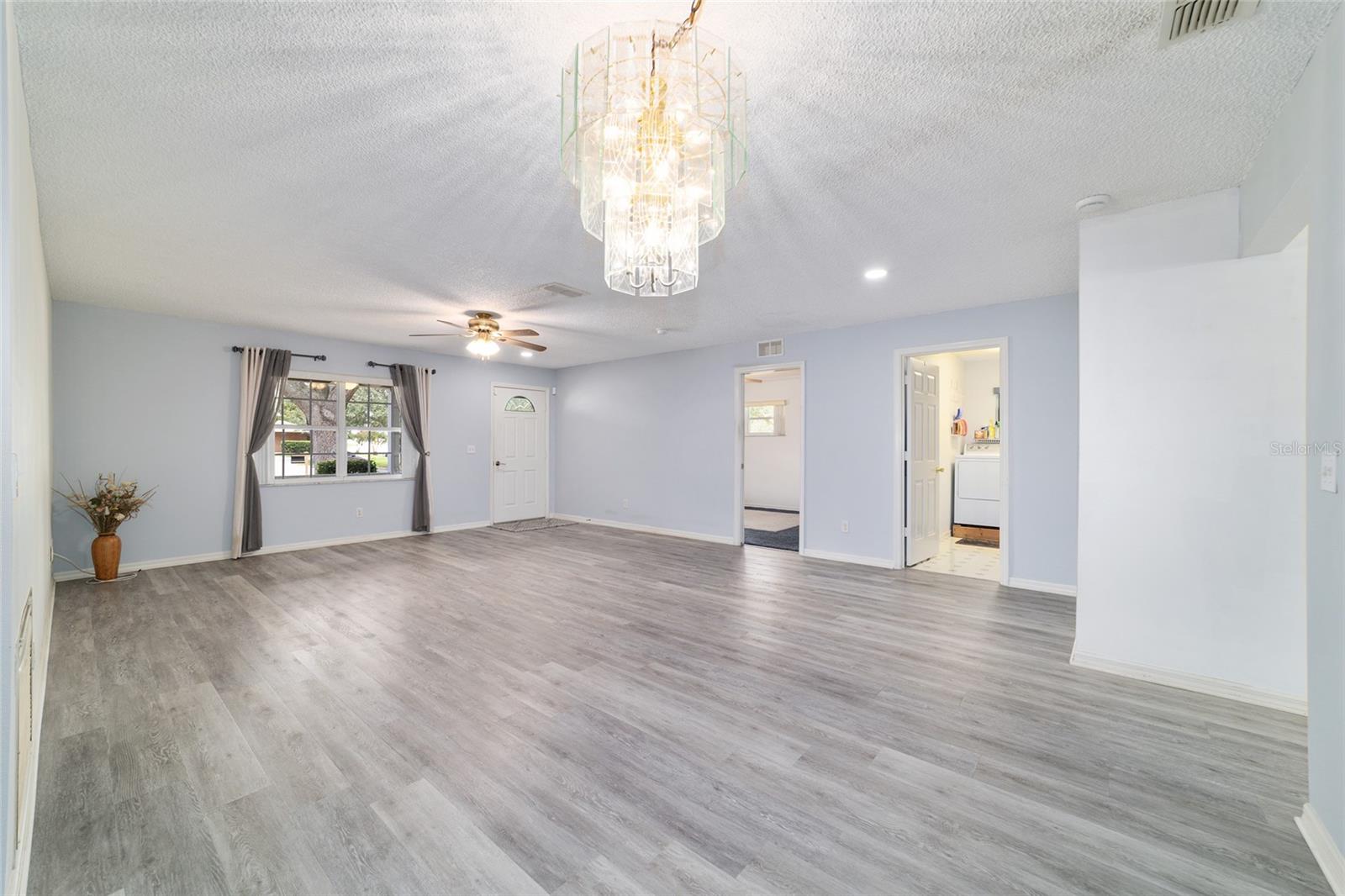 Image 12 of 52 For 9662 97th Lane