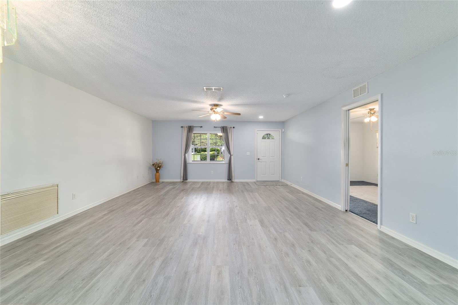 Image 13 of 52 For 9662 97th Lane