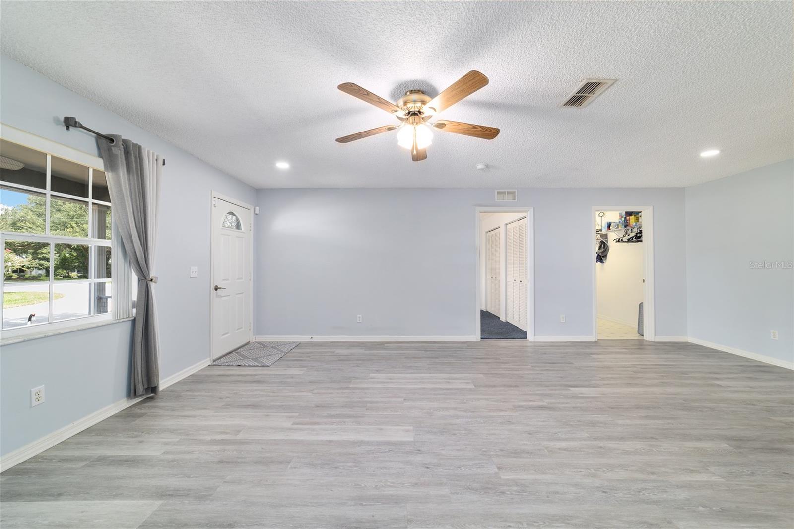 Image 17 of 52 For 9662 97th Lane