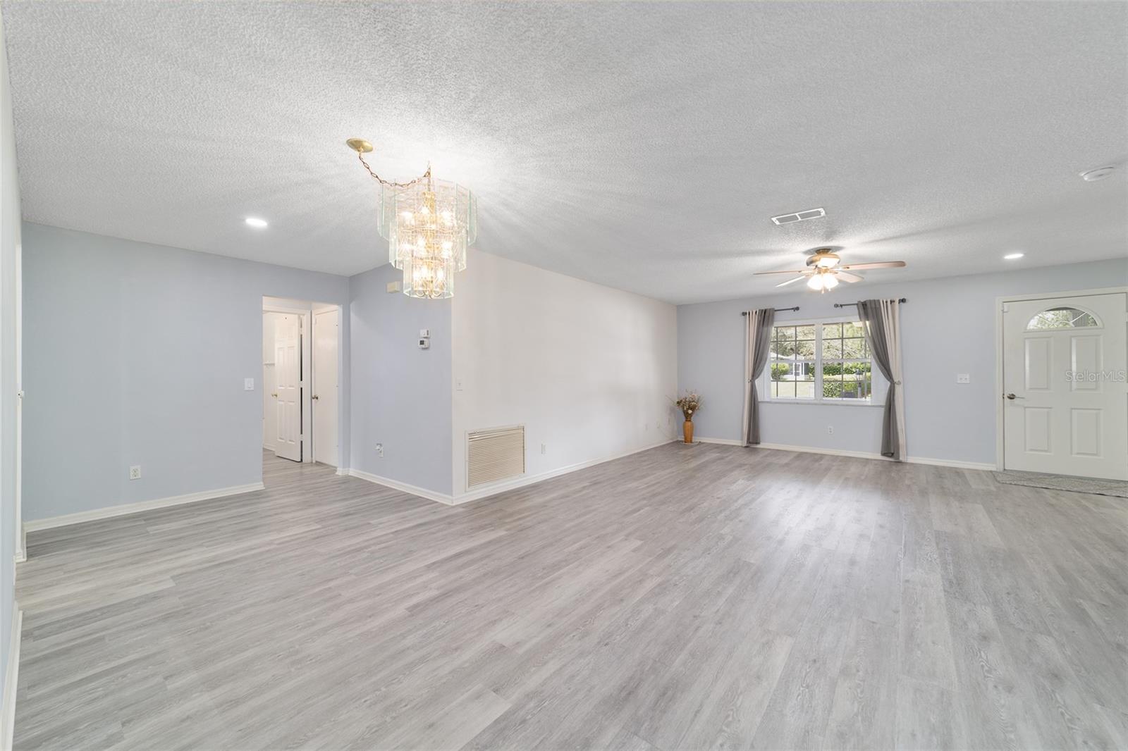 Image 20 of 52 For 9662 97th Lane