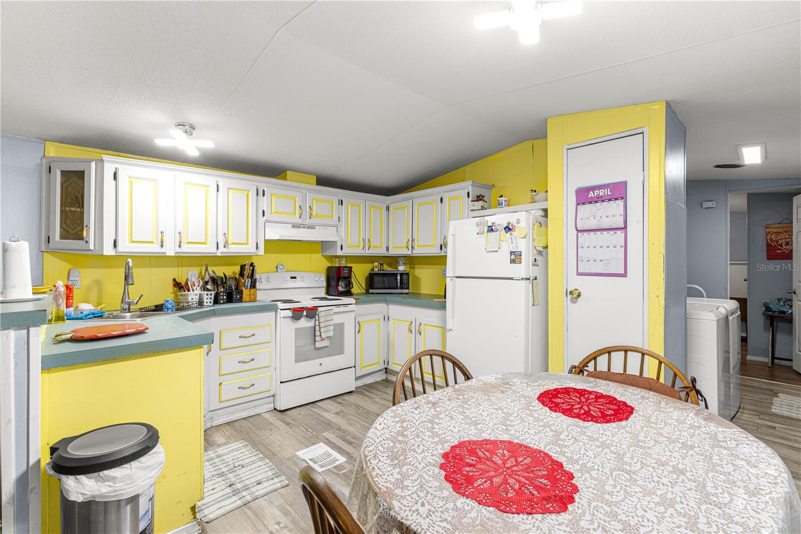 Image 8 of 39 For 5667 167th Avenue