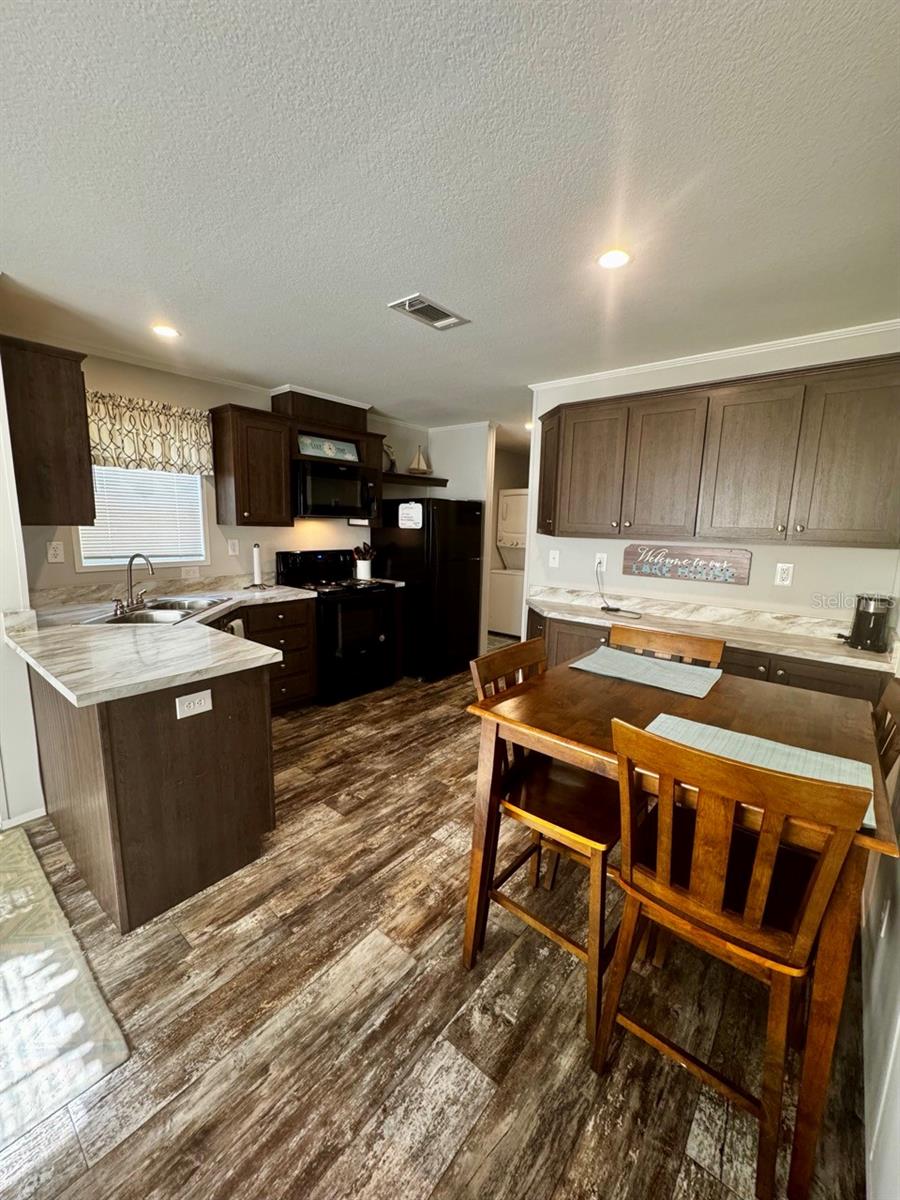 Image 7 of 43 For 14365 252nd Court Road 123