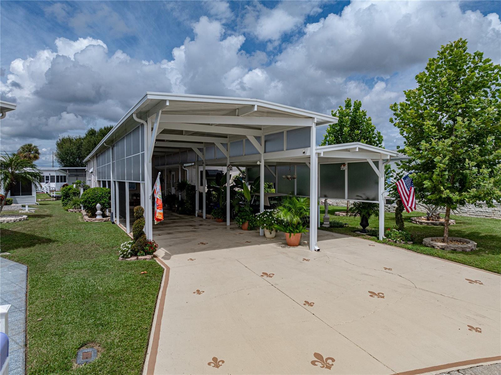 Image 15 of 30 For 5118 Island View Circle N