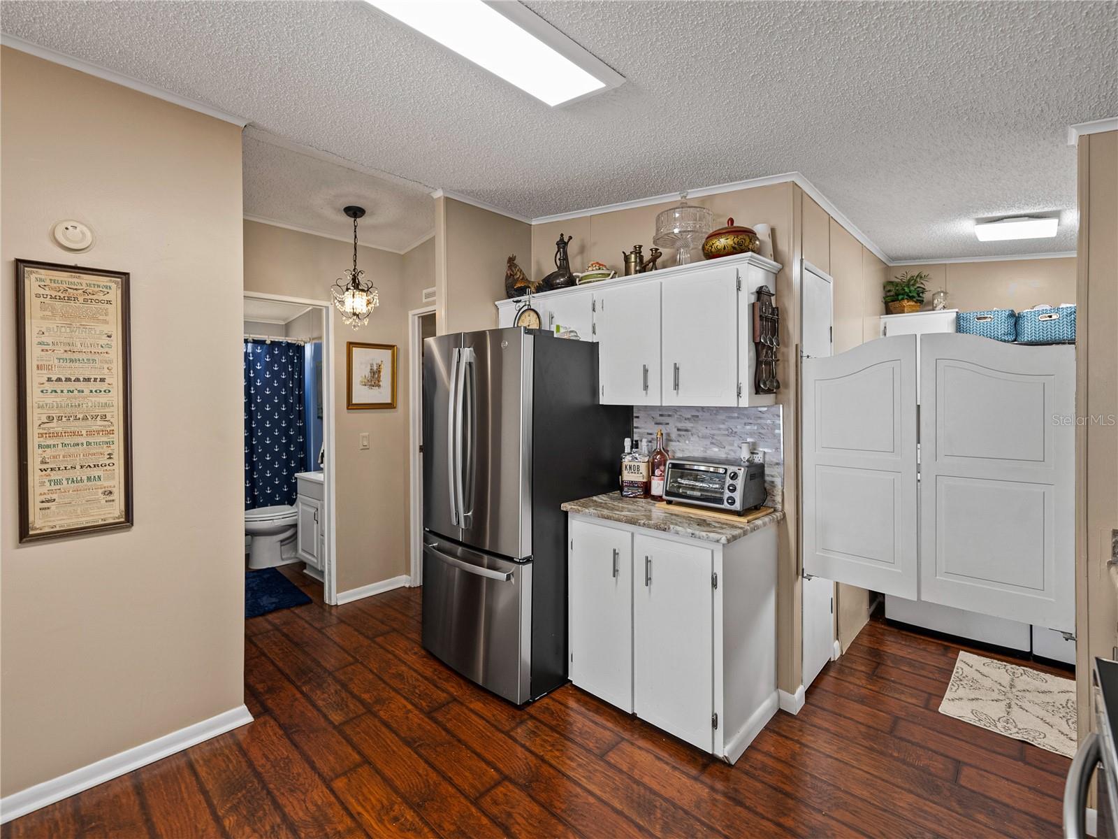 Image 21 of 30 For 5118 Island View Circle N