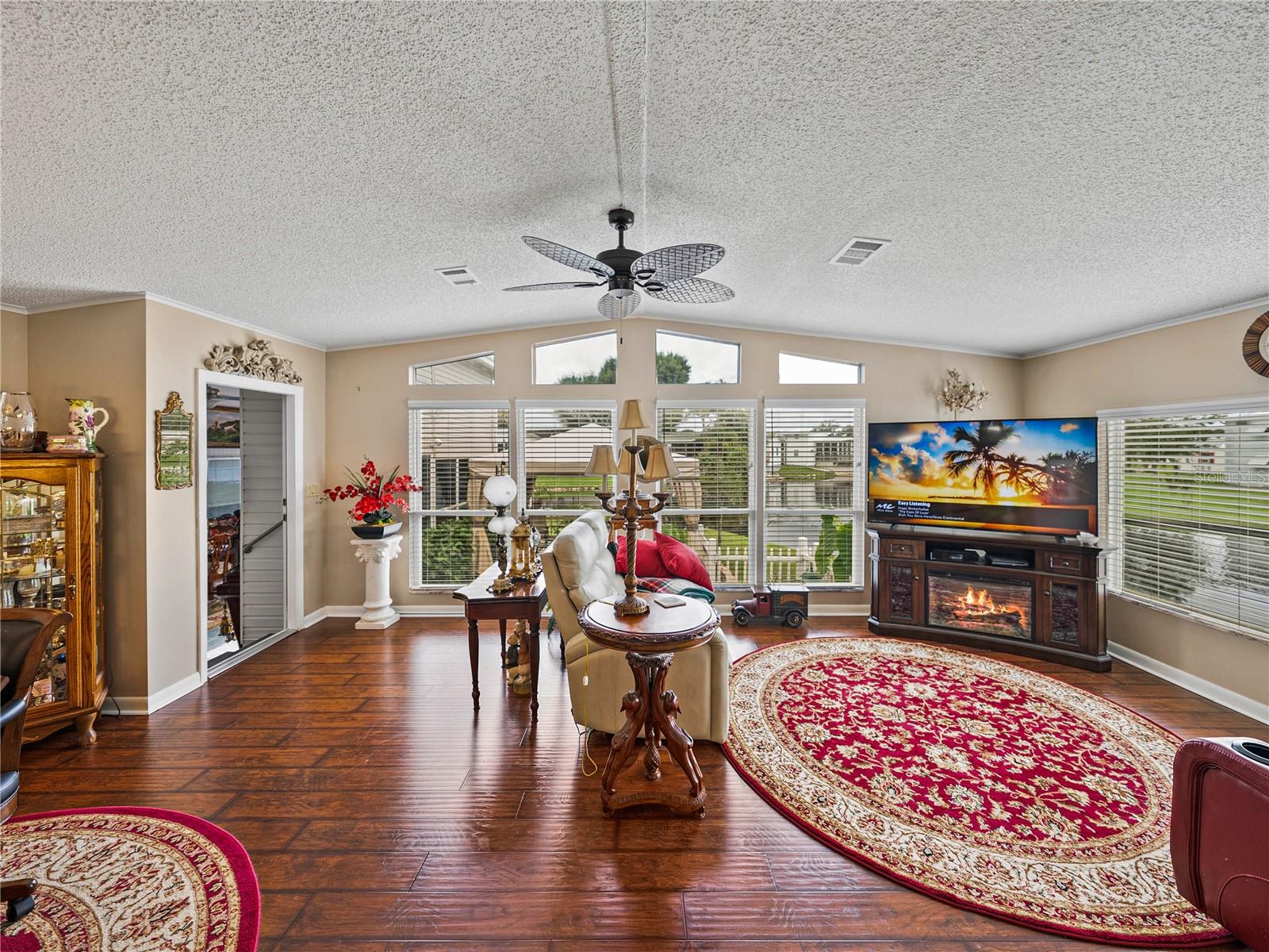 Image 24 of 30 For 5118 Island View Circle N