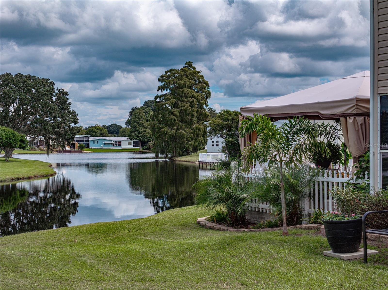 Image 4 of 30 For 5118 Island View Circle N