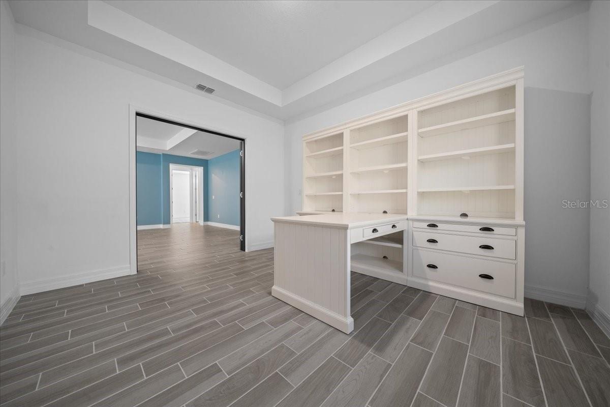 Image 30 of 60 For 1215 42nd Road