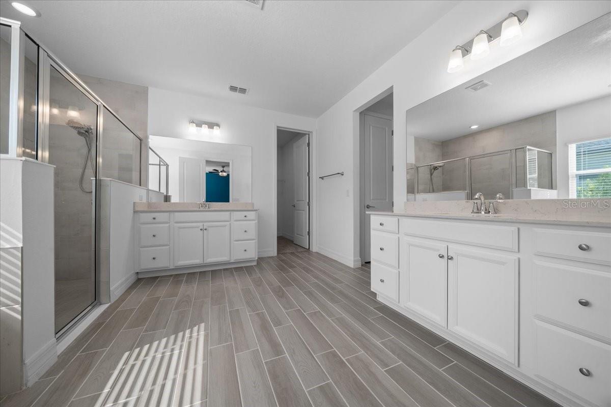 Image 41 of 60 For 1215 42nd Road