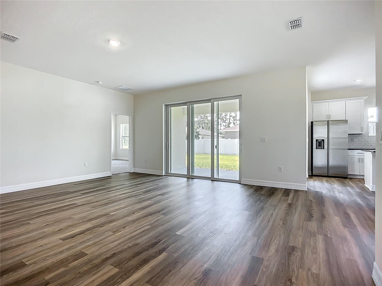 Image 3 of 26 For 1511 Geranium Avenue