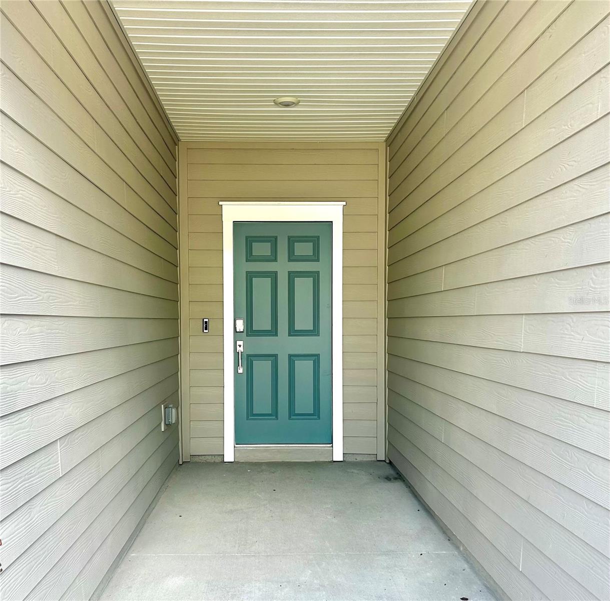 Image 3 of 25 For 3585 37 Ave Road