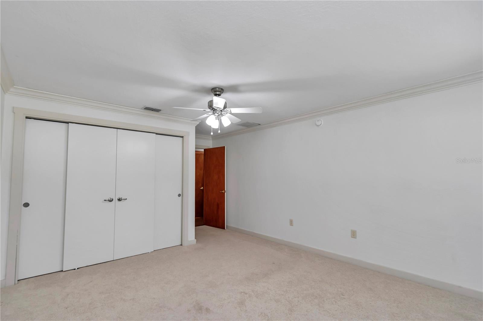 Image 13 of 48 For 1843 40th Court