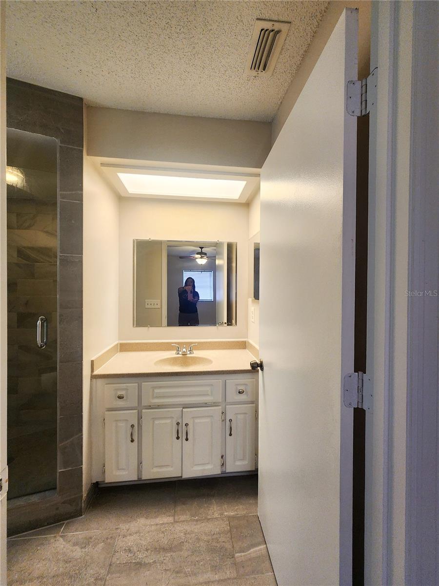 Image 21 of 31 For 9392 Sandree Drive