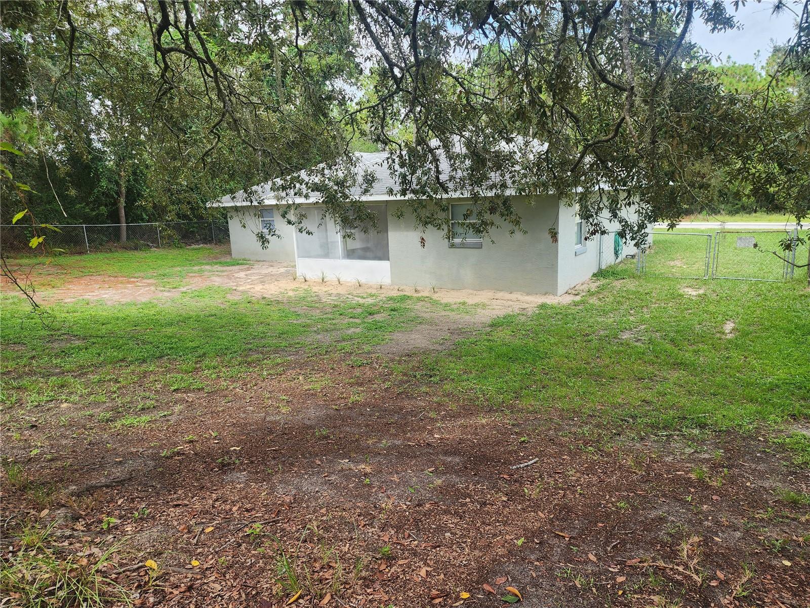 Image 29 of 31 For 9392 Sandree Drive