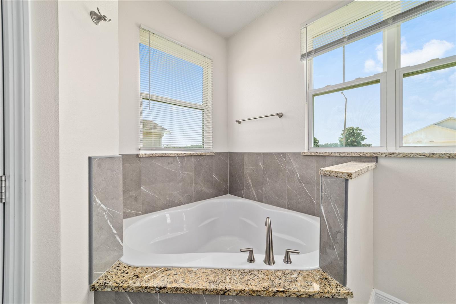 Image 31 of 58 For 10241 67th Terrace