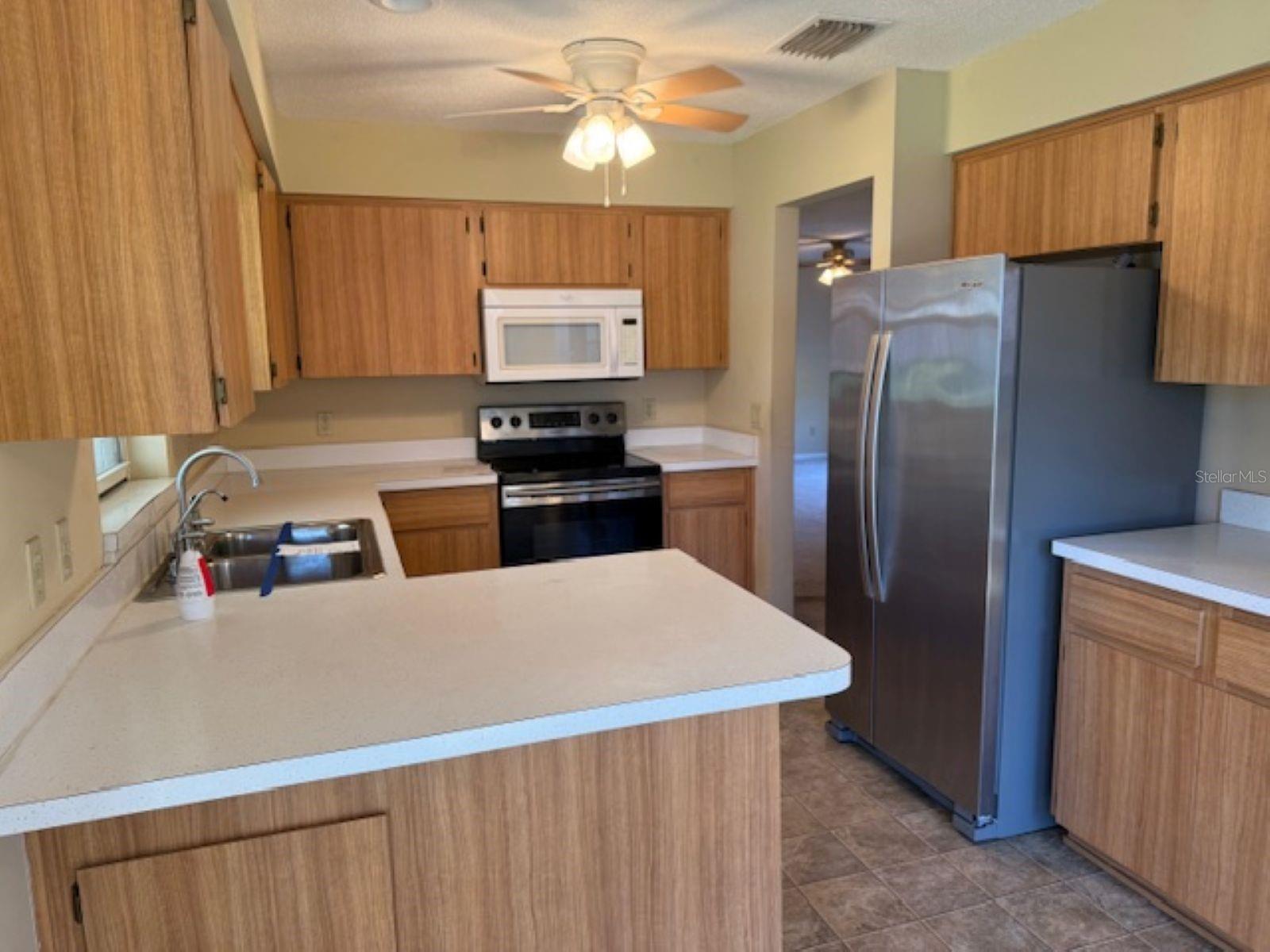 Image 5 of 16 For 1335 Silver Thorn Loop