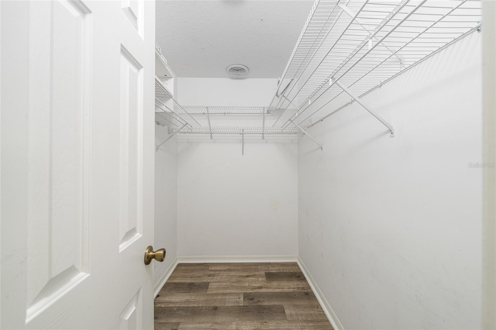 Image 13 of 58 For 9073 136th Loop