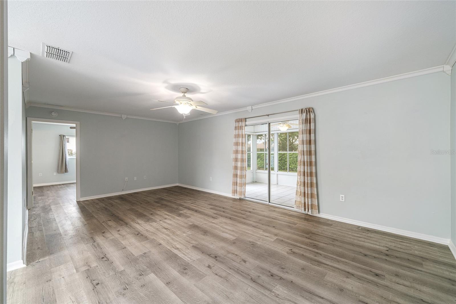 Image 4 of 58 For 9073 136th Loop