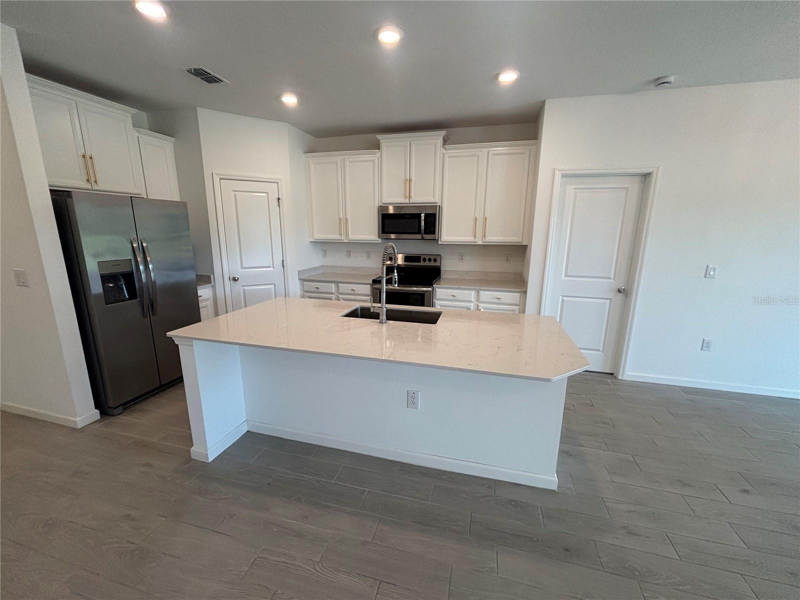 Image 5 of 37 For 9145 58th Circle