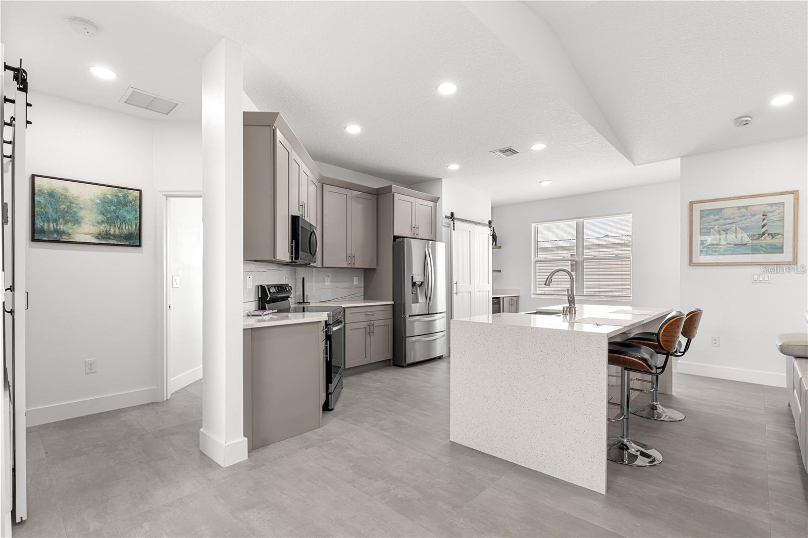 Image 12 of 39 For 10291 67th Terrace