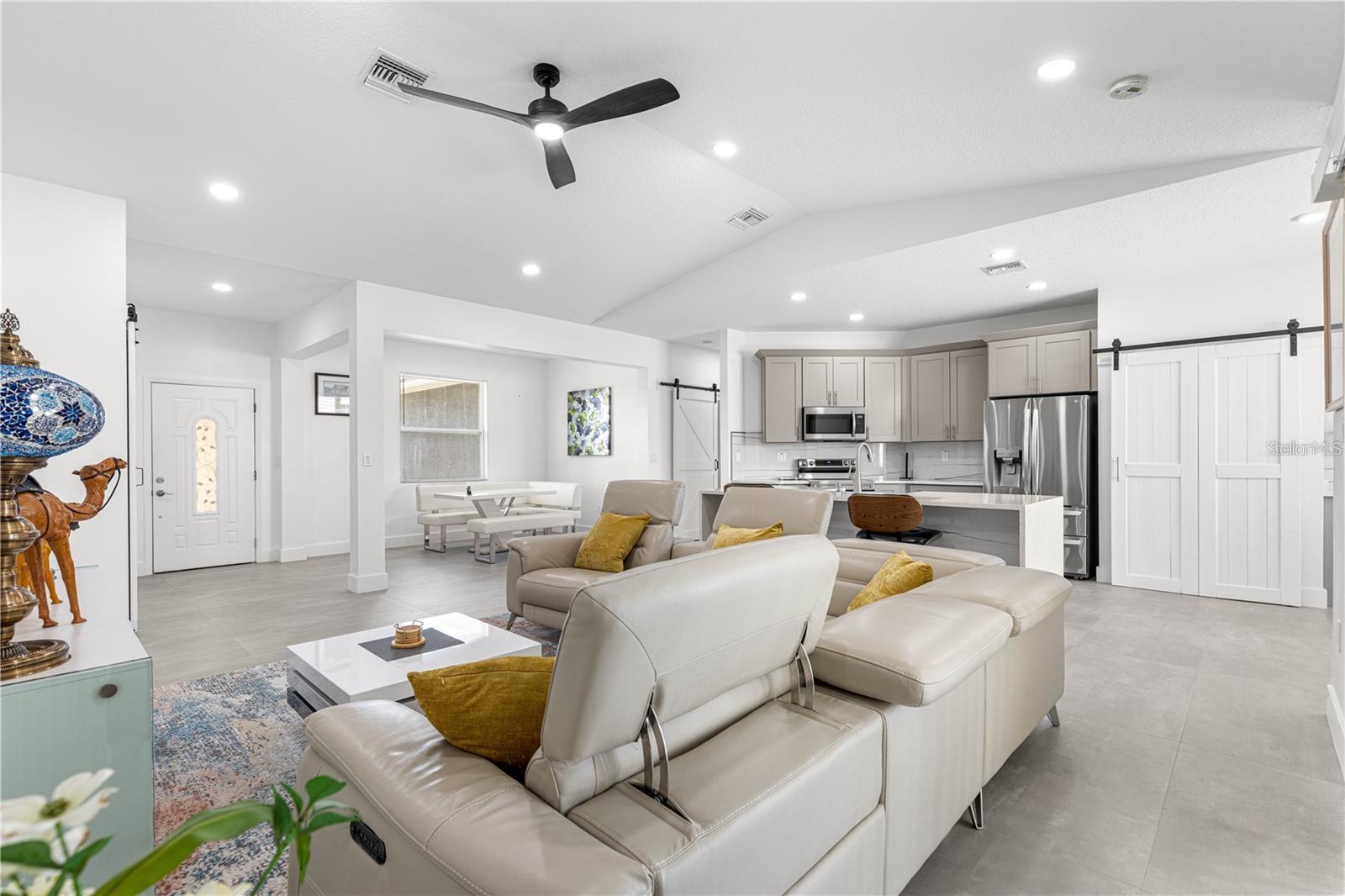 Image 20 of 39 For 10291 67th Terrace