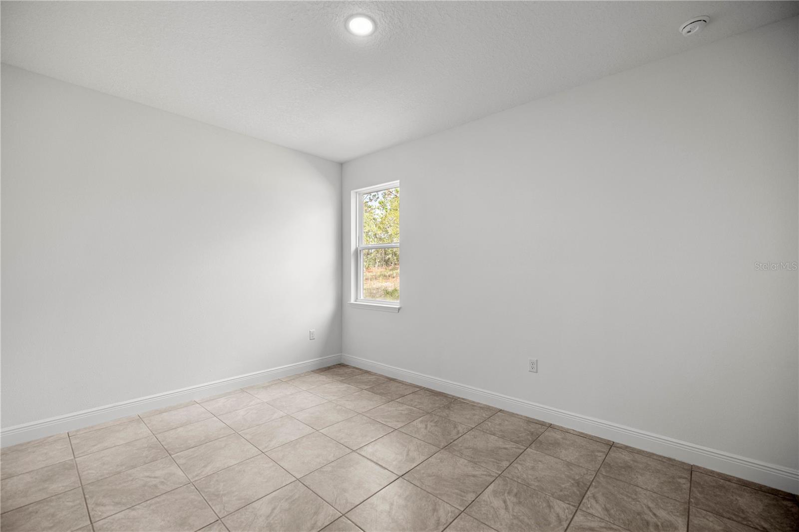 Image 22 of 32 For 9872 Essex Terrace