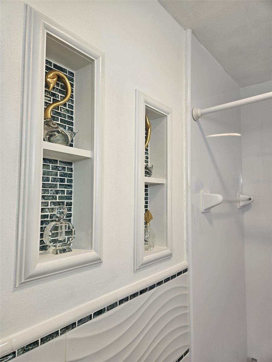 Image 10 of 17 For 1548 27 Street C