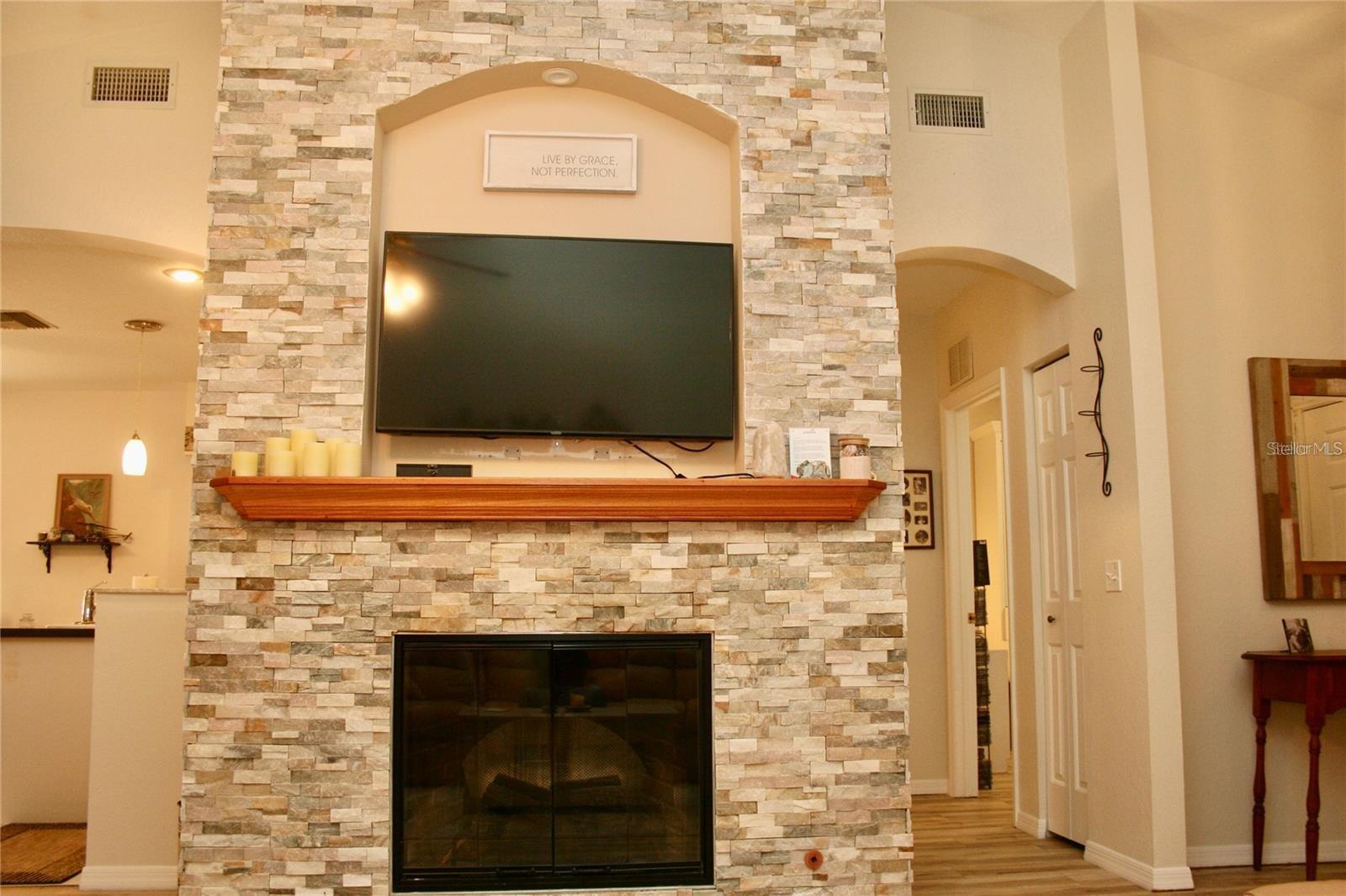 Image 7 of 51 For 8735 192nd Court Road