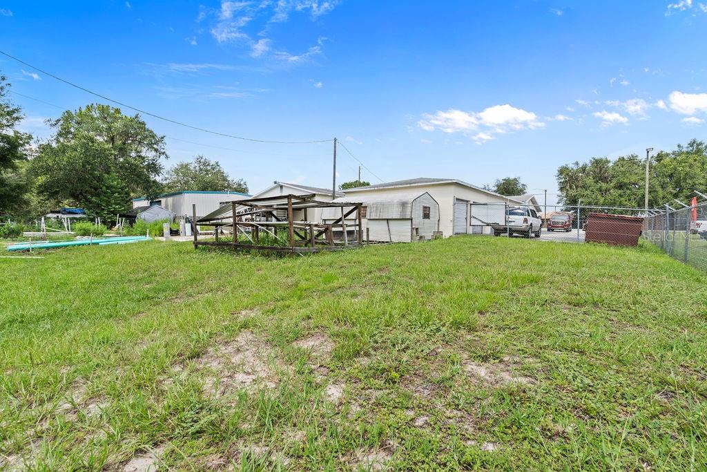 Image 15 of 33 For 2728 Dunnellon Road