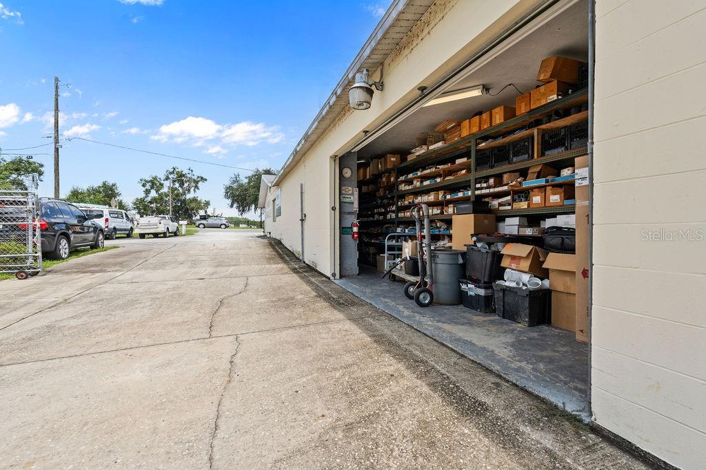 Image 16 of 33 For 2728 Dunnellon Road