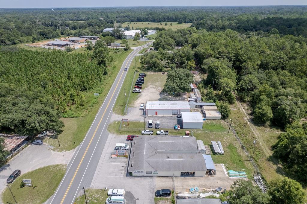 Image 3 of 33 For 2728 Dunnellon Road