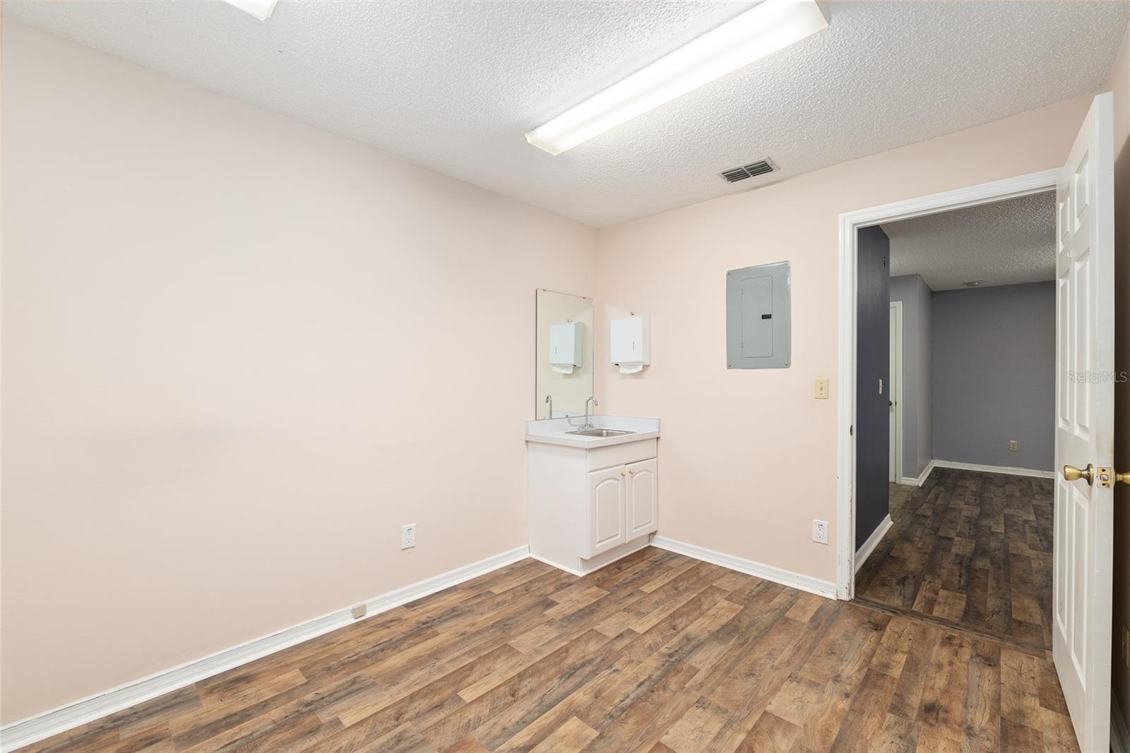 Image 16 of 29 For 2801 College Road 16