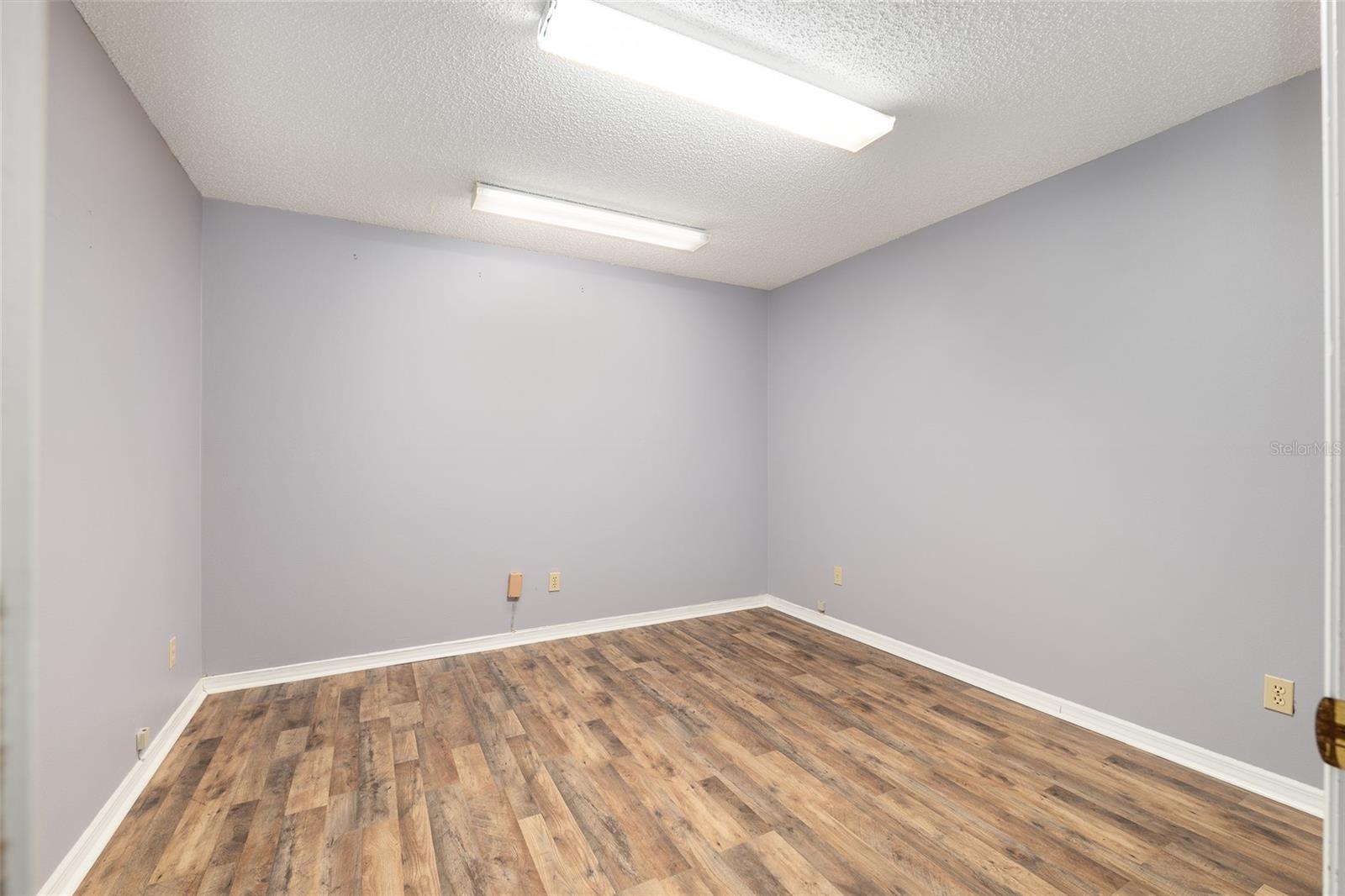 Image 9 of 29 For 2801 College Road 16