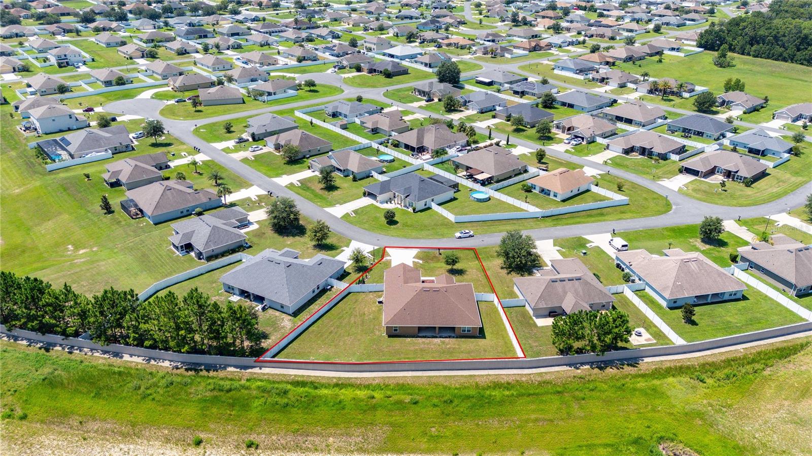 Image 9 of 46 For 9637 51st Circle