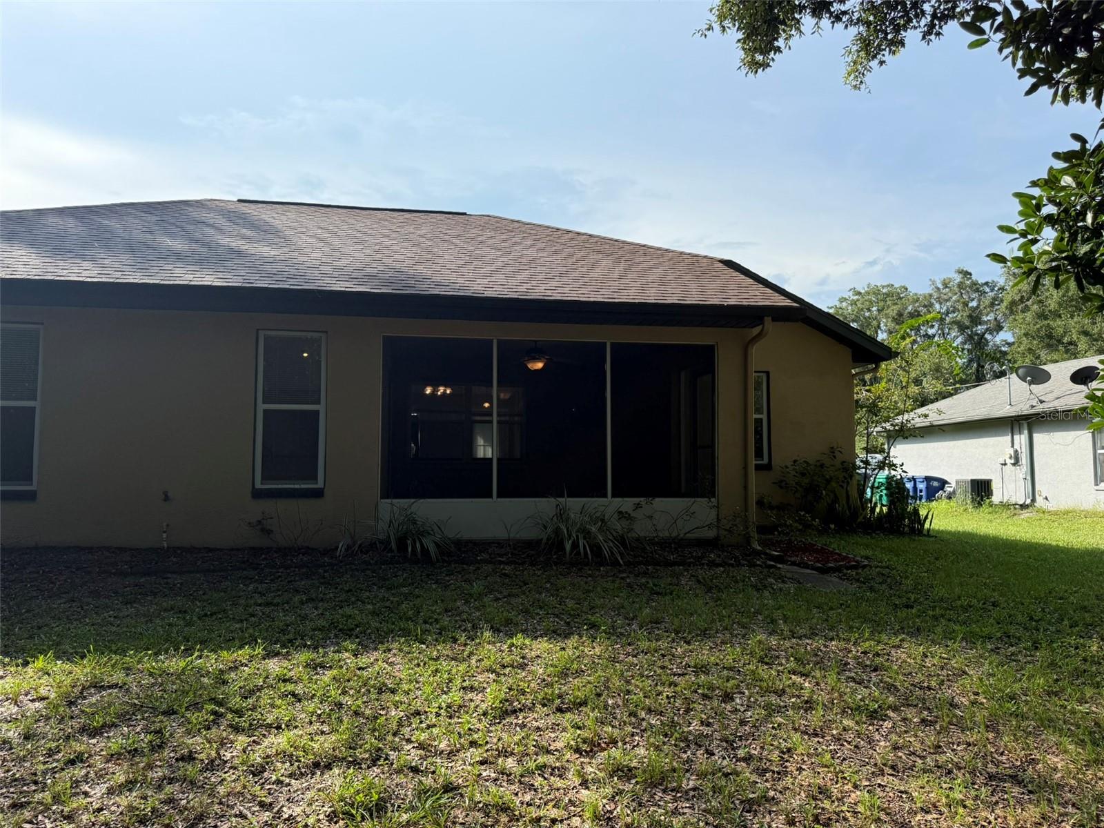 Image 11 of 56 For 9735 Dunnellon Road 31