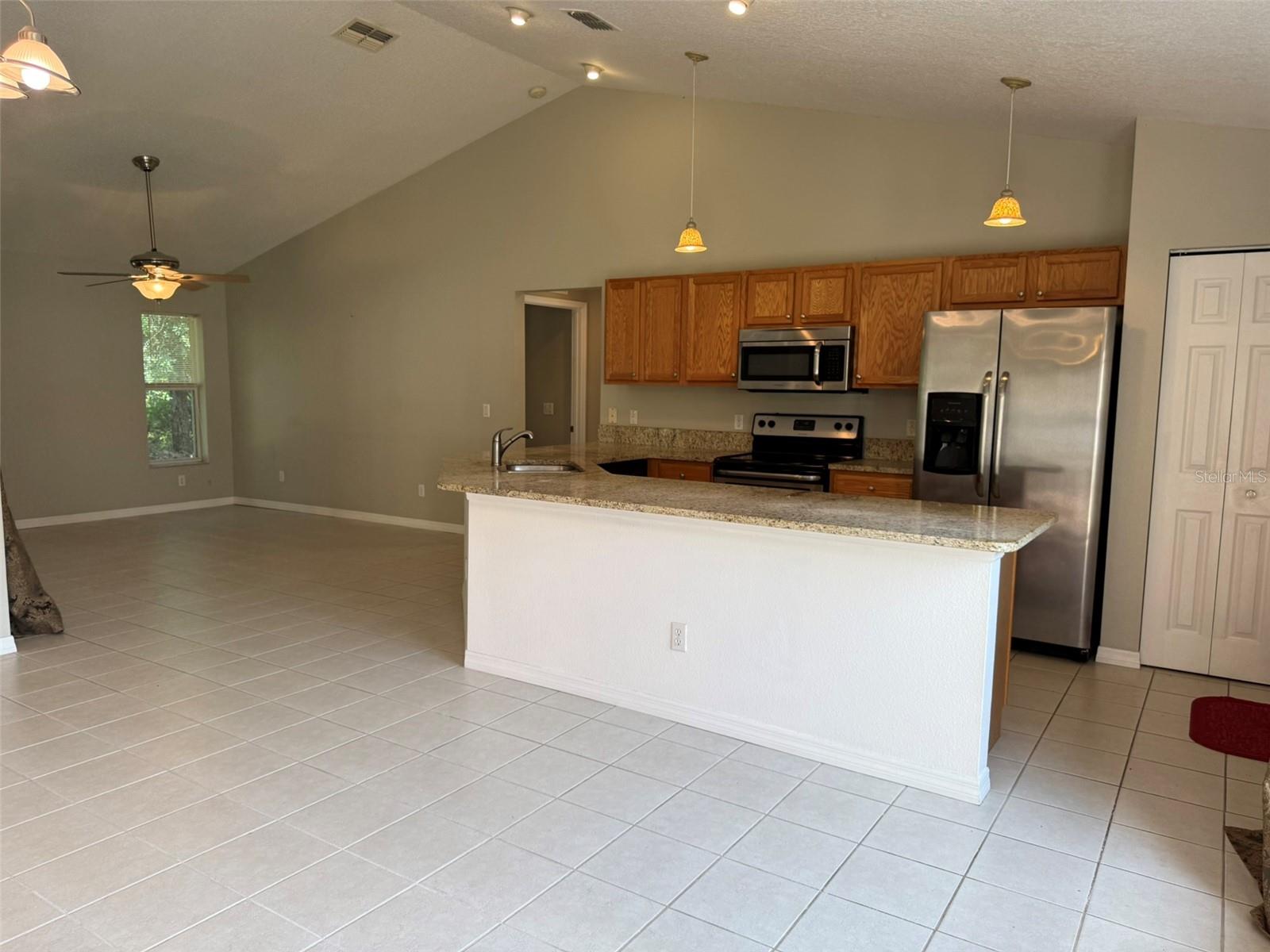 Image 20 of 56 For 9735 Dunnellon Road 31