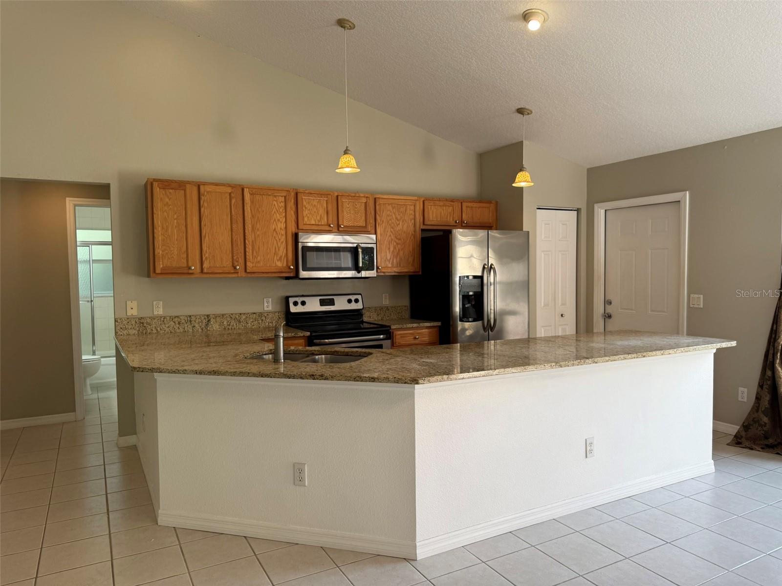 Image 24 of 56 For 9735 Dunnellon Road 31