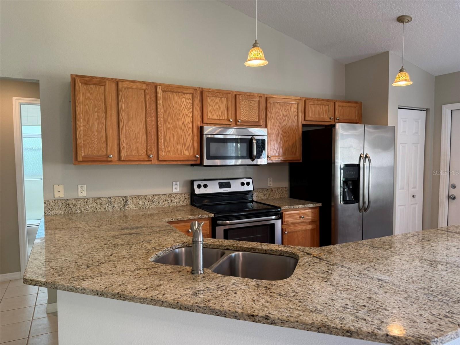 Image 33 of 56 For 9735 Dunnellon Road 31