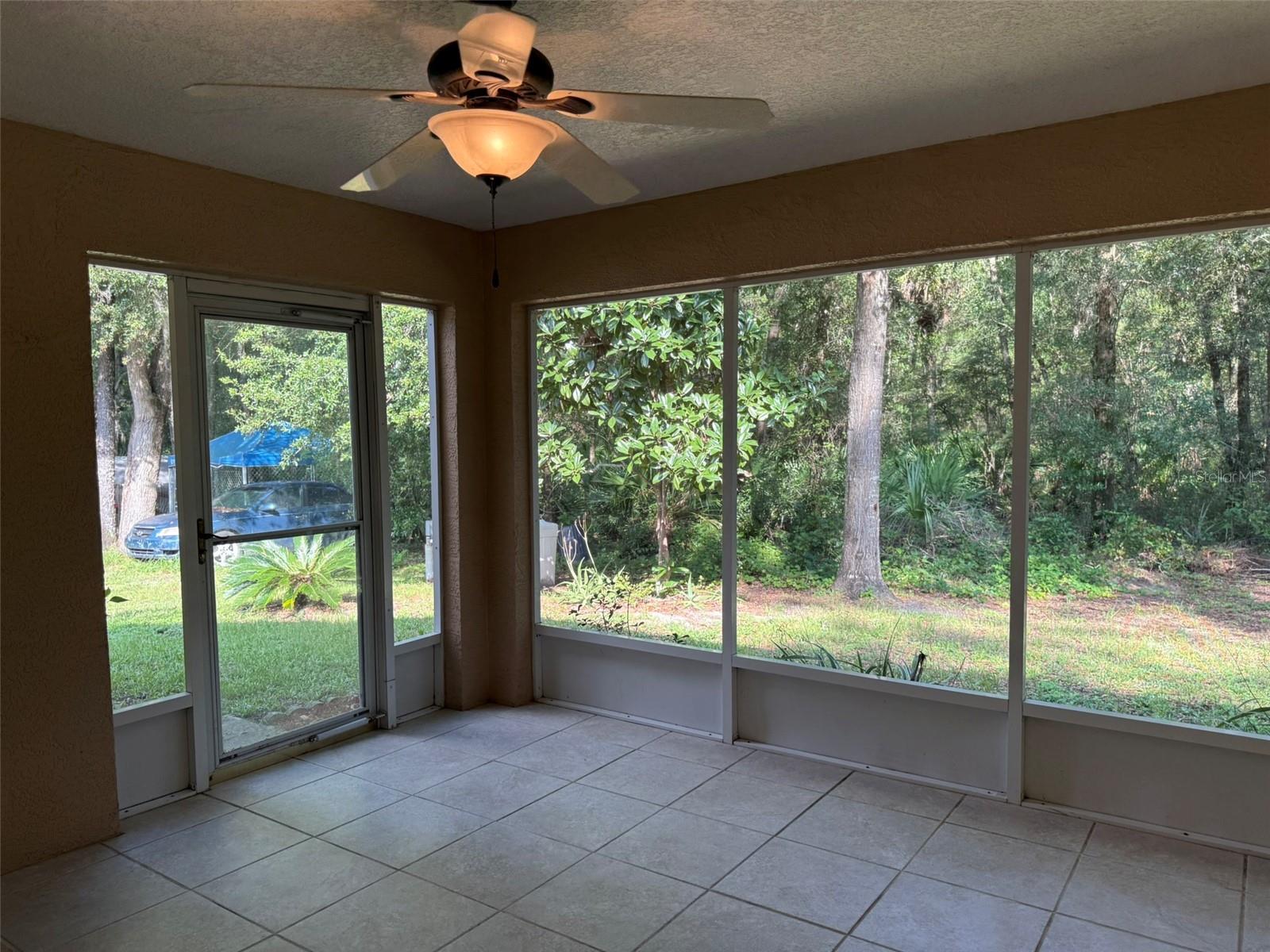 Image 38 of 56 For 9735 Dunnellon Road 31