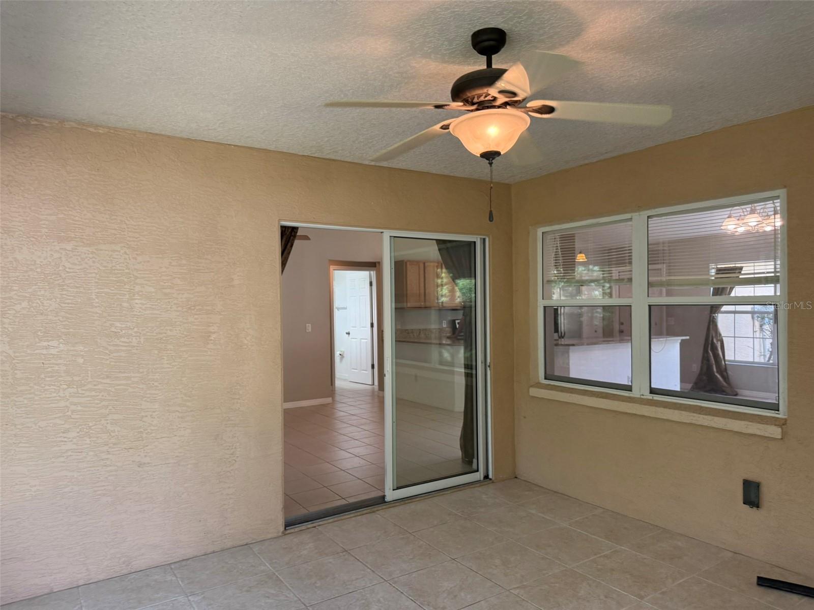 Image 39 of 56 For 9735 Dunnellon Road 31