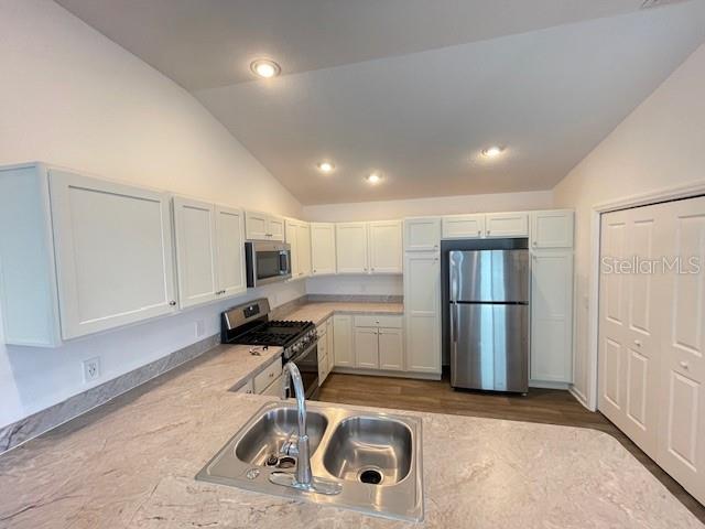 Image 9 of 21 For 1462 Joshua Court