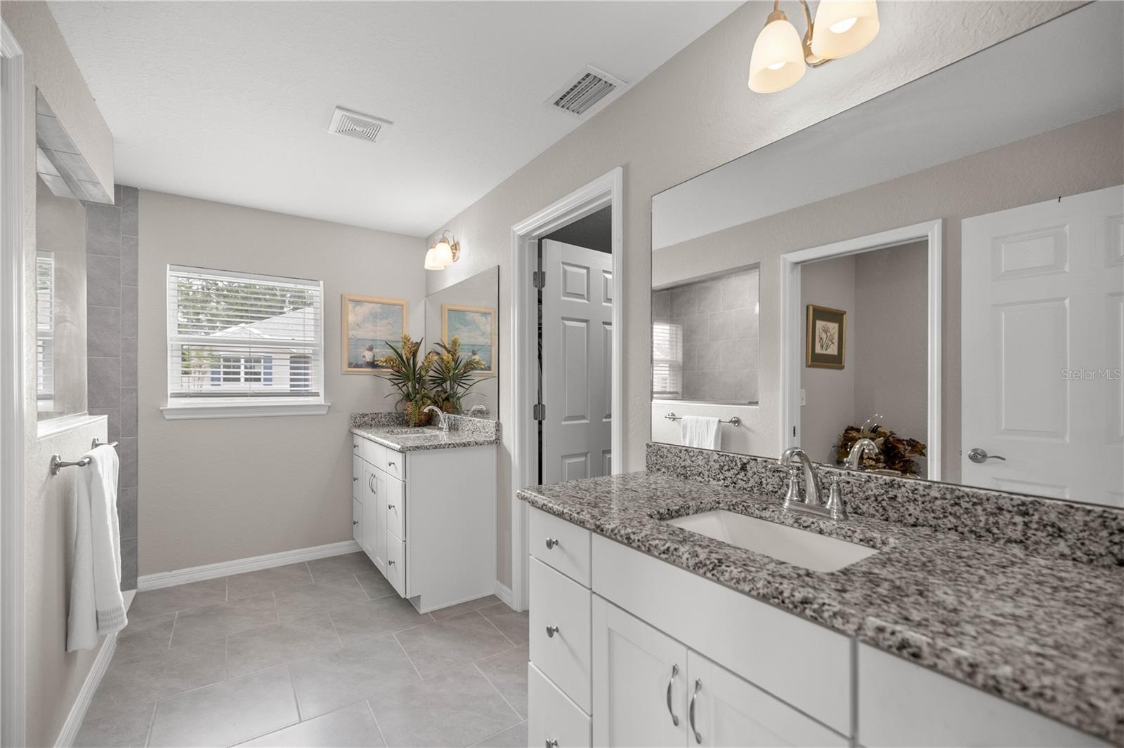 Image 14 of 26 For 16235 104th Terrace