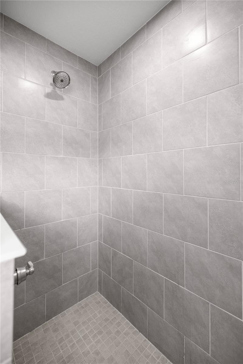 Image 16 of 26 For 16235 104th Terrace