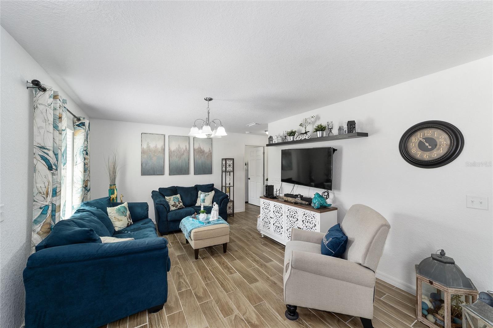 Image 11 of 34 For 1720 110th Court