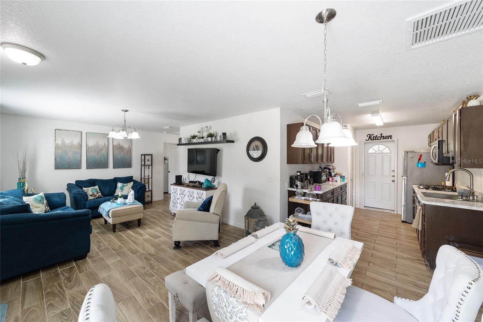 Image 16 of 34 For 1720 110th Court