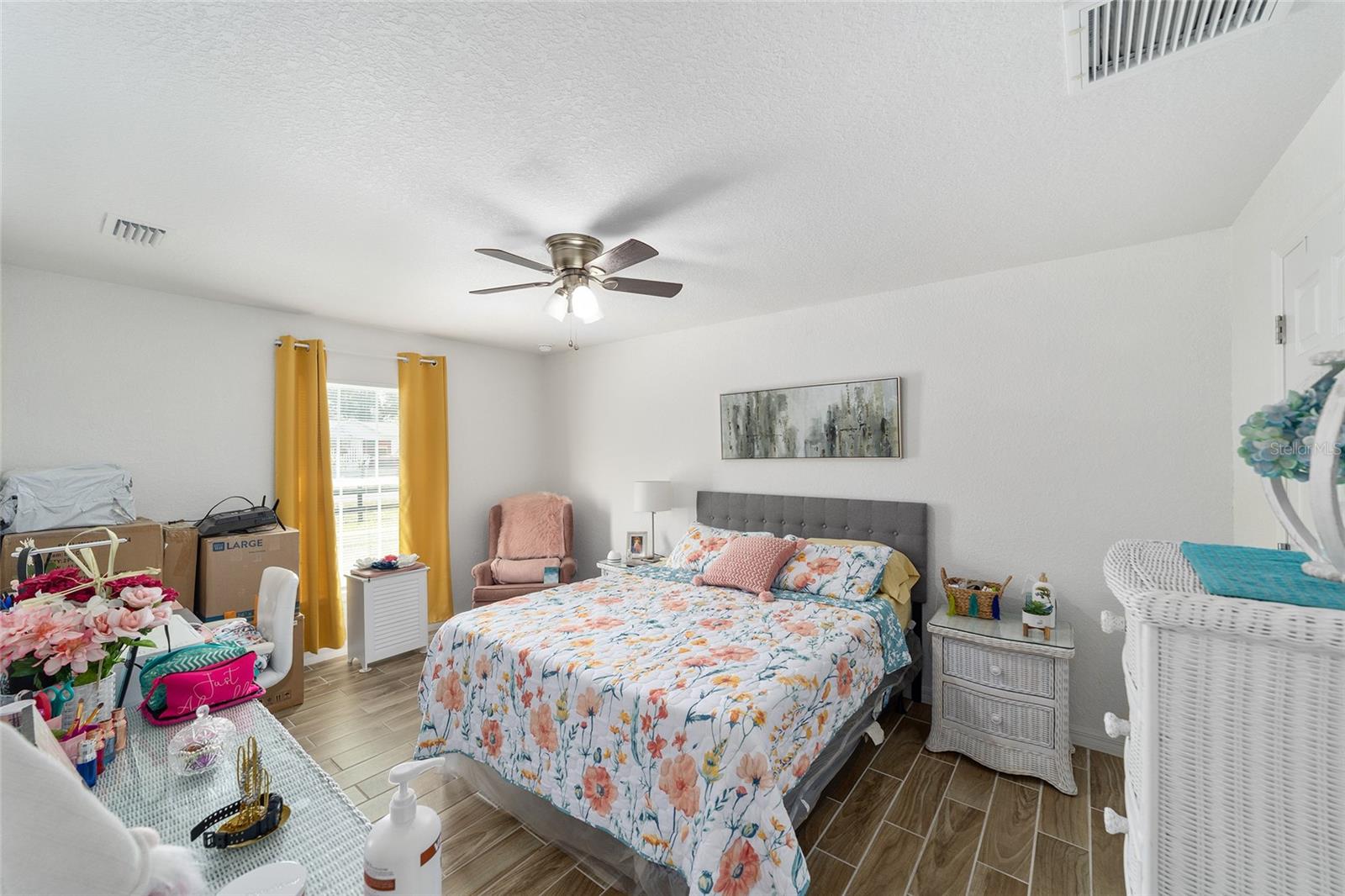 Image 20 of 34 For 1720 110th Court