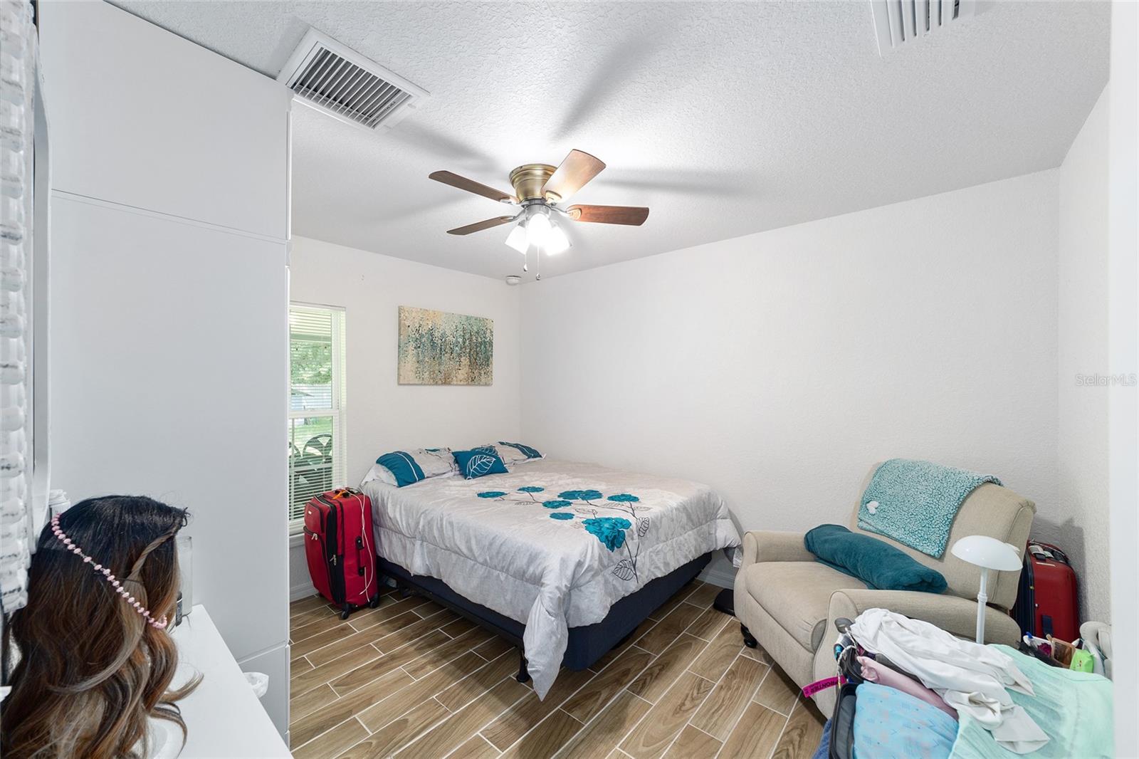 Image 24 of 34 For 1720 110th Court