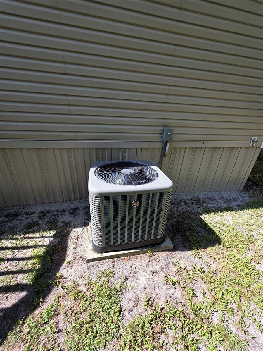Image 24 of 30 For 2880 Cr 426a